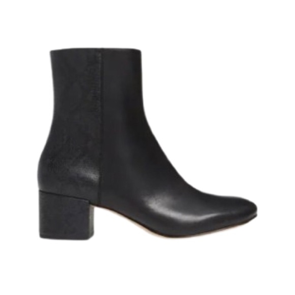 Donald Pliner Women’s Cindee M070 Black Leather with a Panther Print Ankle Boots